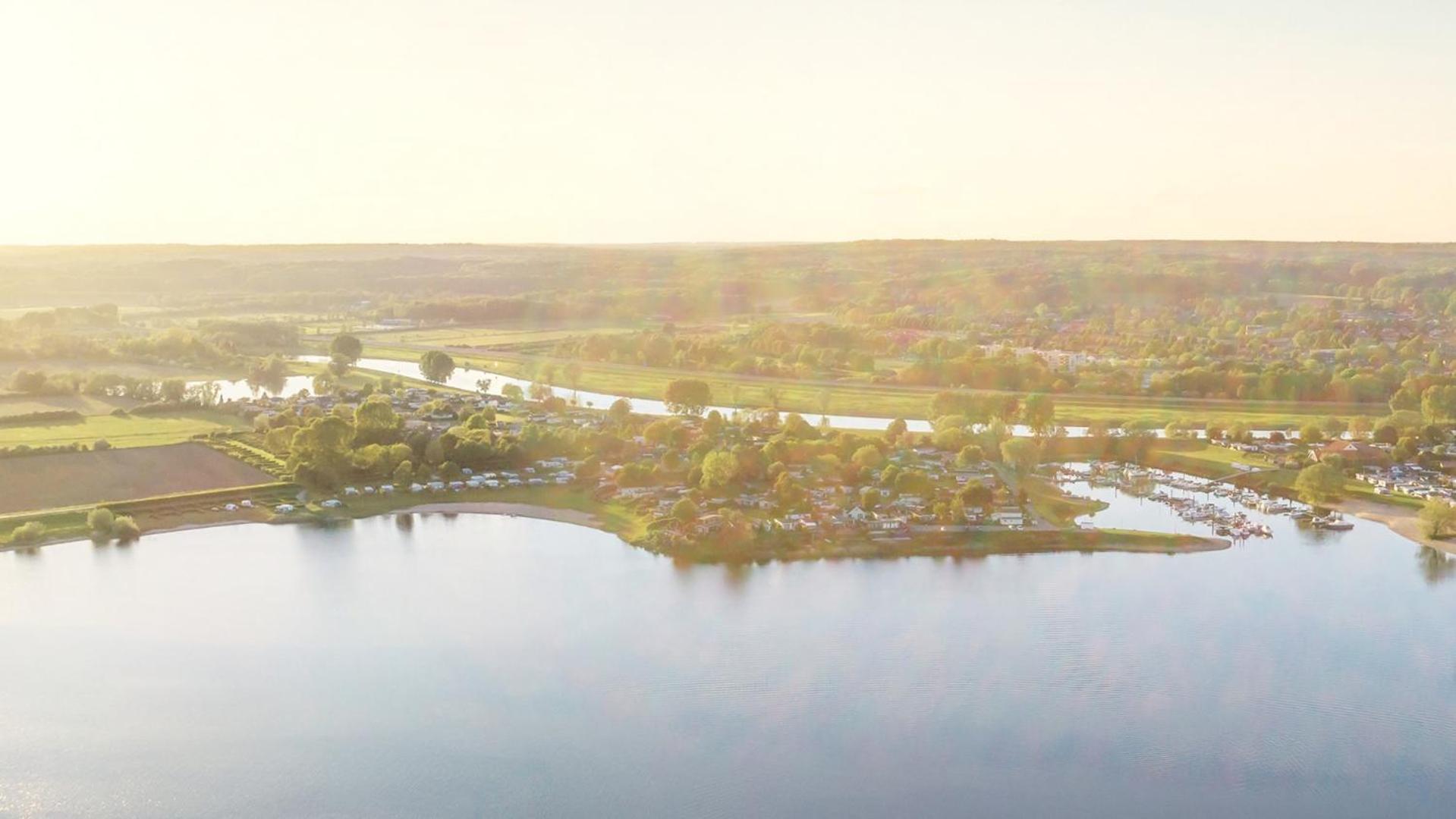 Resort Rhederlaagse Meren Lathum ภายนอก รูปภาพ